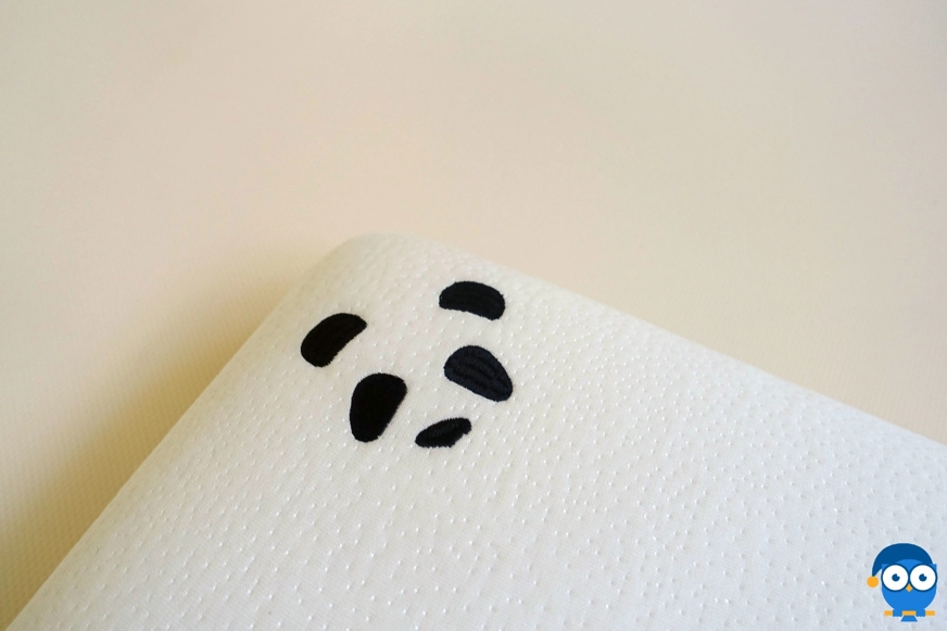 Panda pillow logo